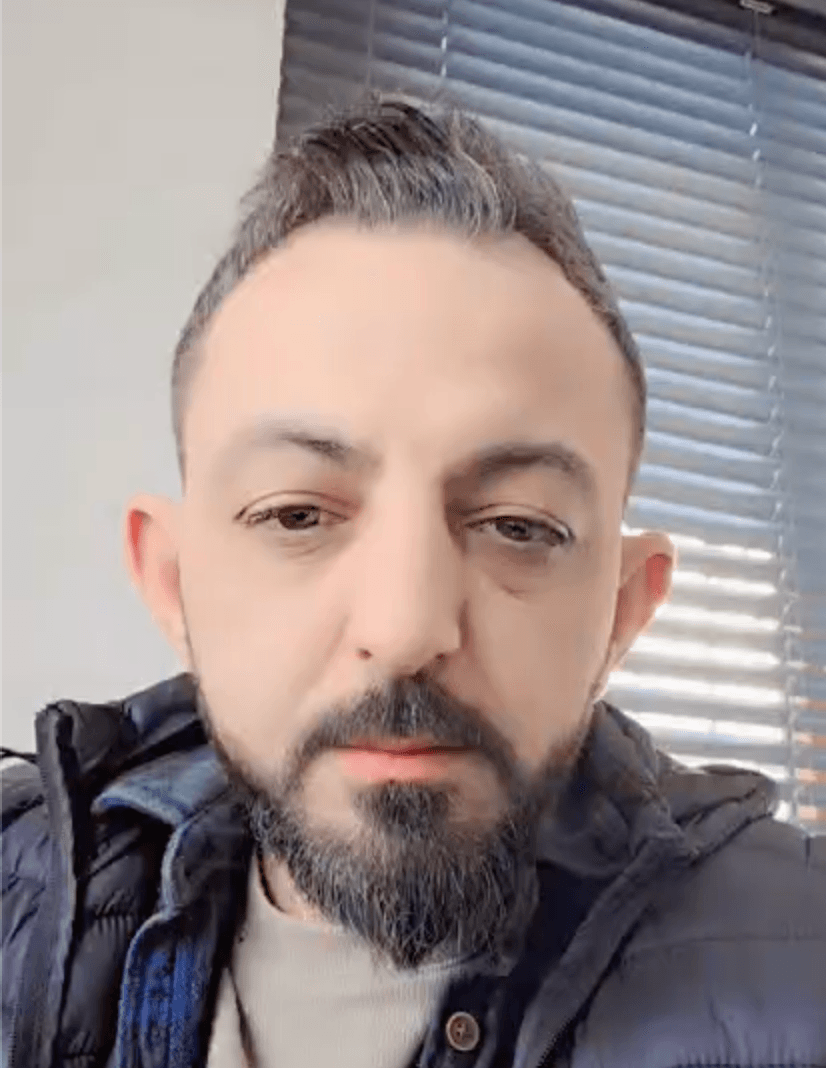 Yaşar Sayın